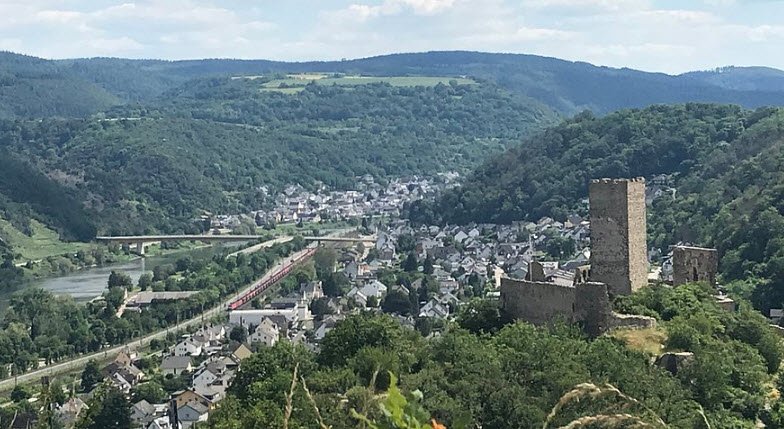 Niederburg Kobern, Kobern-Gondorf, Germany